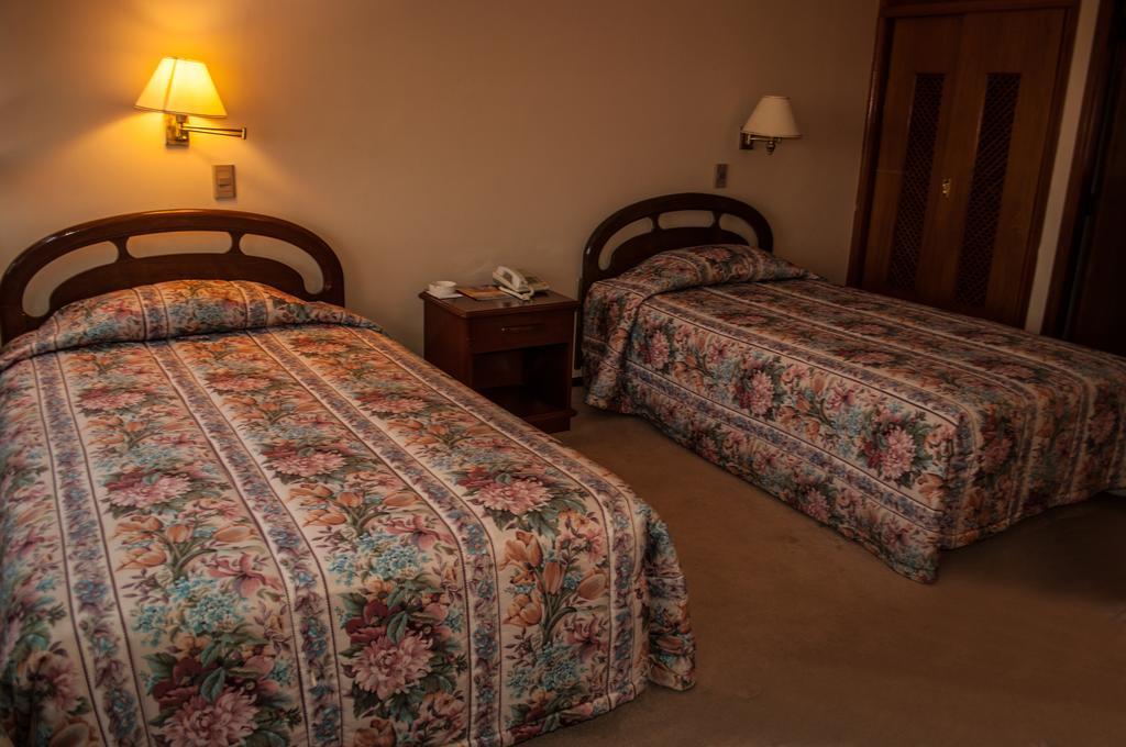 Hotel Lido Santa Cruz de La Sierra Esterno foto